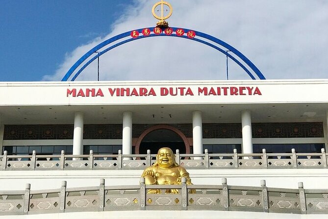 PRIVATE: Batam day tour with Ferry, 2-hour Massage and Lunch from Singapore - Batam by car: what the private guide adds (and what it does not)