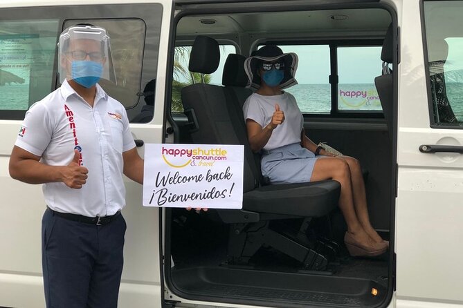 Private Roundtrip Transportation from Cancun Airport to Ferry Isla Mujeres - Spotting Your Driver at the Airport (Green Shirt System)