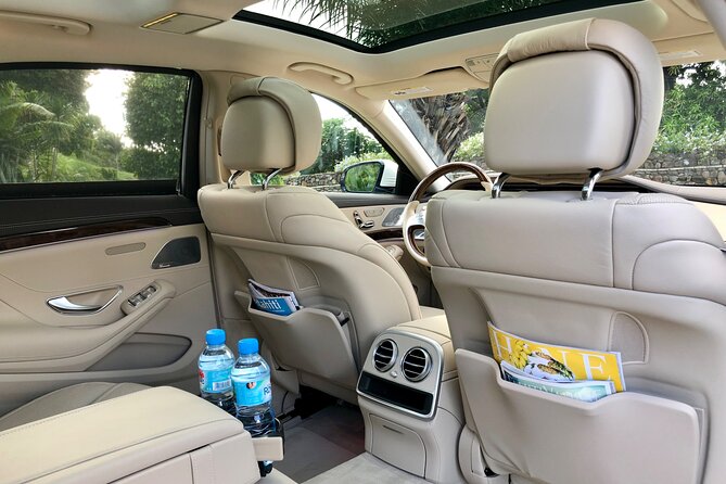Private transfer Airport, Hotels, Pensions, Ferry, Restaurants - The Real Value: Stress-Free Transfers in Papeete