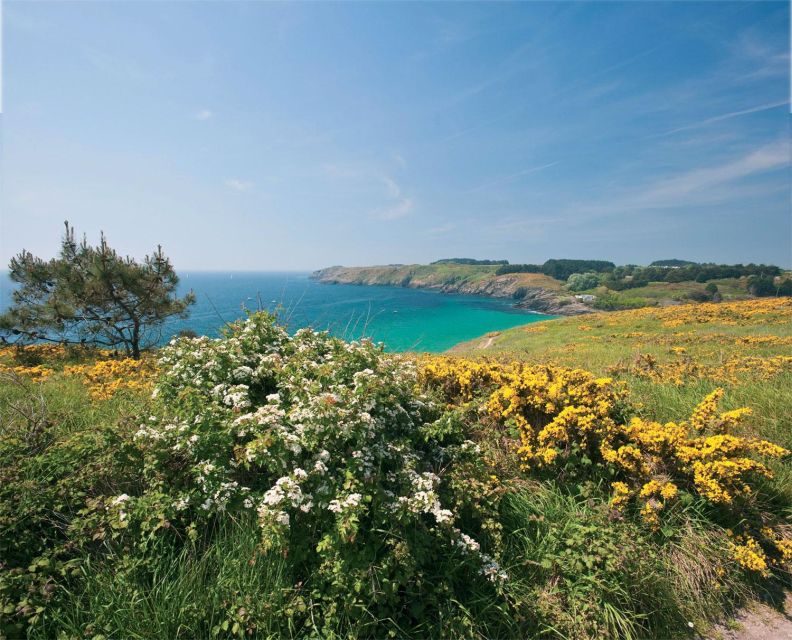 Quiberon: Ferry tickets from/to Belle-Île-en-Mer, Le Palais - Le Palais as your entry point: plan your day around your pace