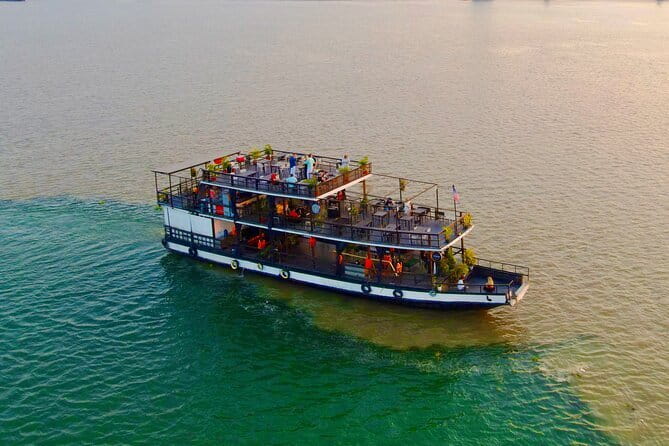 Riverside Walking Tour with Snack, Drinks & Local Ferry Ride - The ferry, the walking, and why the route feels efficient