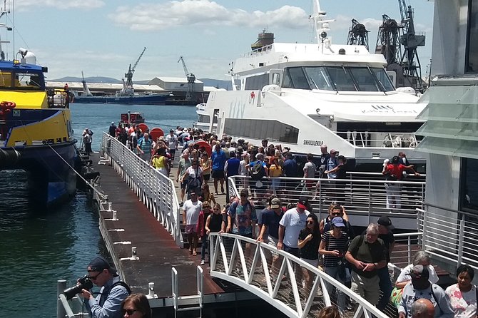 Robben Island Museum, Stellenbosch Wineries plus Ferry Tickets - Hotel Pickup and the 8-Hour Day Plan That Keeps You Sane