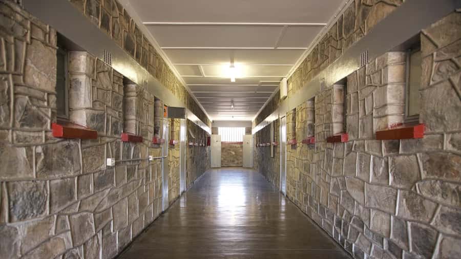ROBBEN ISLAND MUSEUM TOUR, WITH OPTIONAL LAST MINUTE TICKETS - Museum tour: evidence, exhibitions, and moving from facts to meaning
