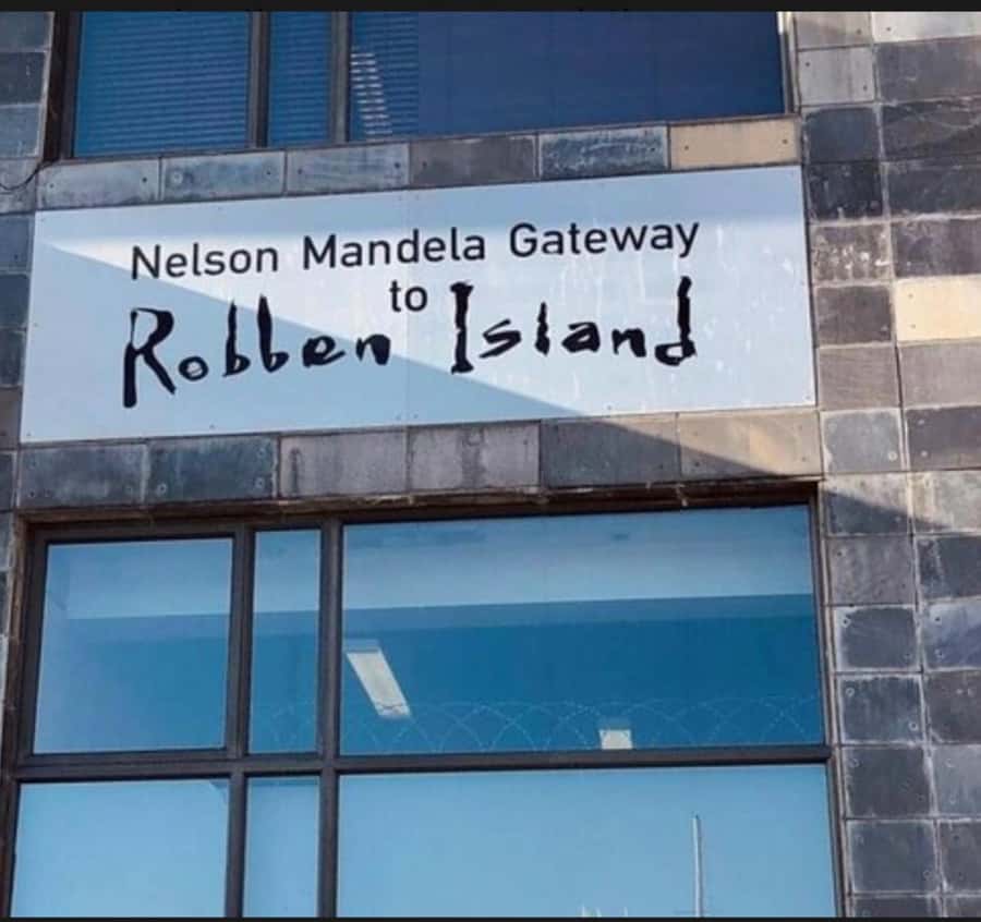 Robben Island Museum Tour with Transfer and Ferry Tickets. - What’s included, what’s not, and how to plan meals
