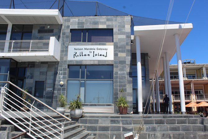 Robben Island Nelson Mandela's Prison Museum + Township Tour incl Ferry Tickets - Transfers, Comfort, and Group Size That Keeps the Day Manageable