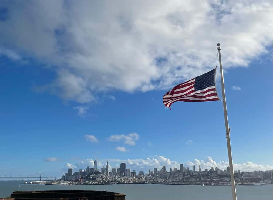 San Francisco: Alcatraz Ticket, Ferry, & Self-Guided App - Escape stories and cold water reality: why getting out was almost impossible