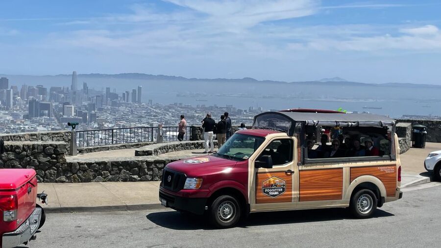 San Francisco: City Highlights Tour with Alcatraz Ferry - Lunch planning in Haight-Ashbury (and how not to waste time)