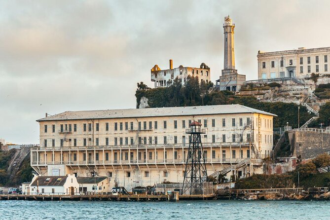 San Francisco Combo: Ferry Building Food Tour and Alcatraz - Ferry Building Marketplace: the food tour that sets the tone