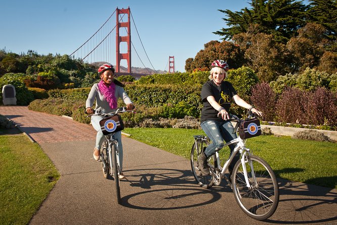 San Francisco Golden Gate To Sausalito Bike Tour - Fort Point to Vista Point: The Golden Gate Crossing Moment