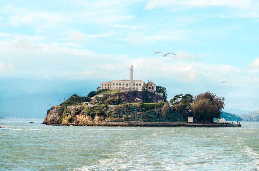 San Francisco: Hop-On Hop-Off Bus with Ferry & Alcatraz Tour - Alcatraz by ferry: the experience’s emotional centerpiece