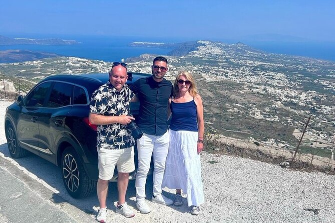 Santorini Private Transfer From or To the Ferry Port - Getting dropped off near your hotel door (even on pedestrian streets)