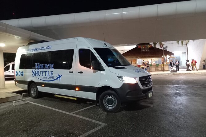 Shared Shuttle Cancun Airport to Holbox Ferry (Chiquila Port) - The Minivan Ride: Comfort, AC, and How It Feels