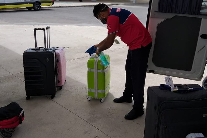 Shared transfer R/T VAN Apto-Muelle Ferry Isla Mujeres-Apto C/ Tickets Ferry - What You Should Expect Once You Reach Isla Mujeres