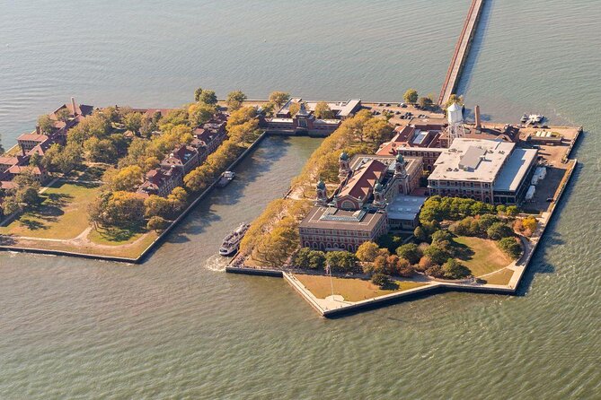 Statue of Liberty and Ellis Island Guided Tour with Ferry - Key things to know before you go