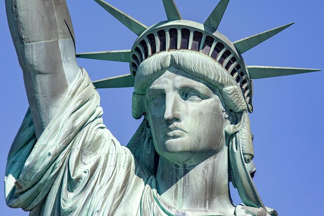 Statue of Liberty & Ellis Island Guided Tour with Ferry Transfers - Liberty Island: the short island visit that makes the statue feel close
