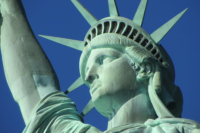 Statue of Liberty & Pre-Ferry Express Tour - Where You Meet and How to Get There Without Stress