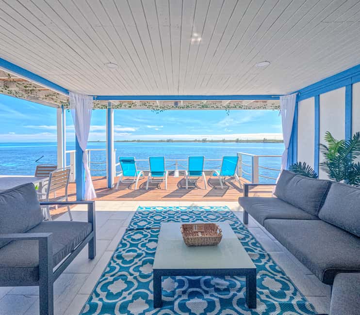 SunCay Private Oceanview Villa up to 6 with Lunch and Ferry - Snorkeling the Underwater Sculpture Park and shipwreck: what the water experience feels like