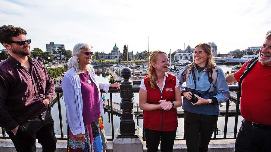 Victoria Bites and Sights Tour with Food, Drinks and Ferry - Meeting at the Empress: where your Victoria orientation starts